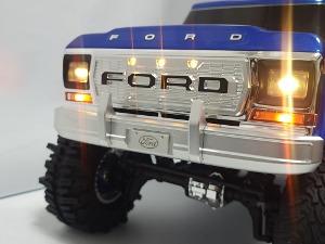 1/10 트랙사스 TRX4 Ford F150 92046-4 알루미늄 메탈 그릴 (LED포함)